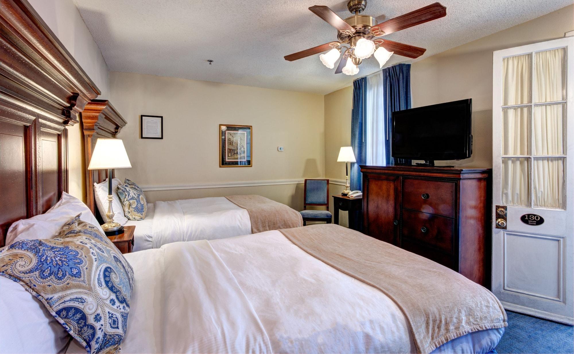 Hotel St. Pierre French Quarter Новый Орлеан Экстерьер фото