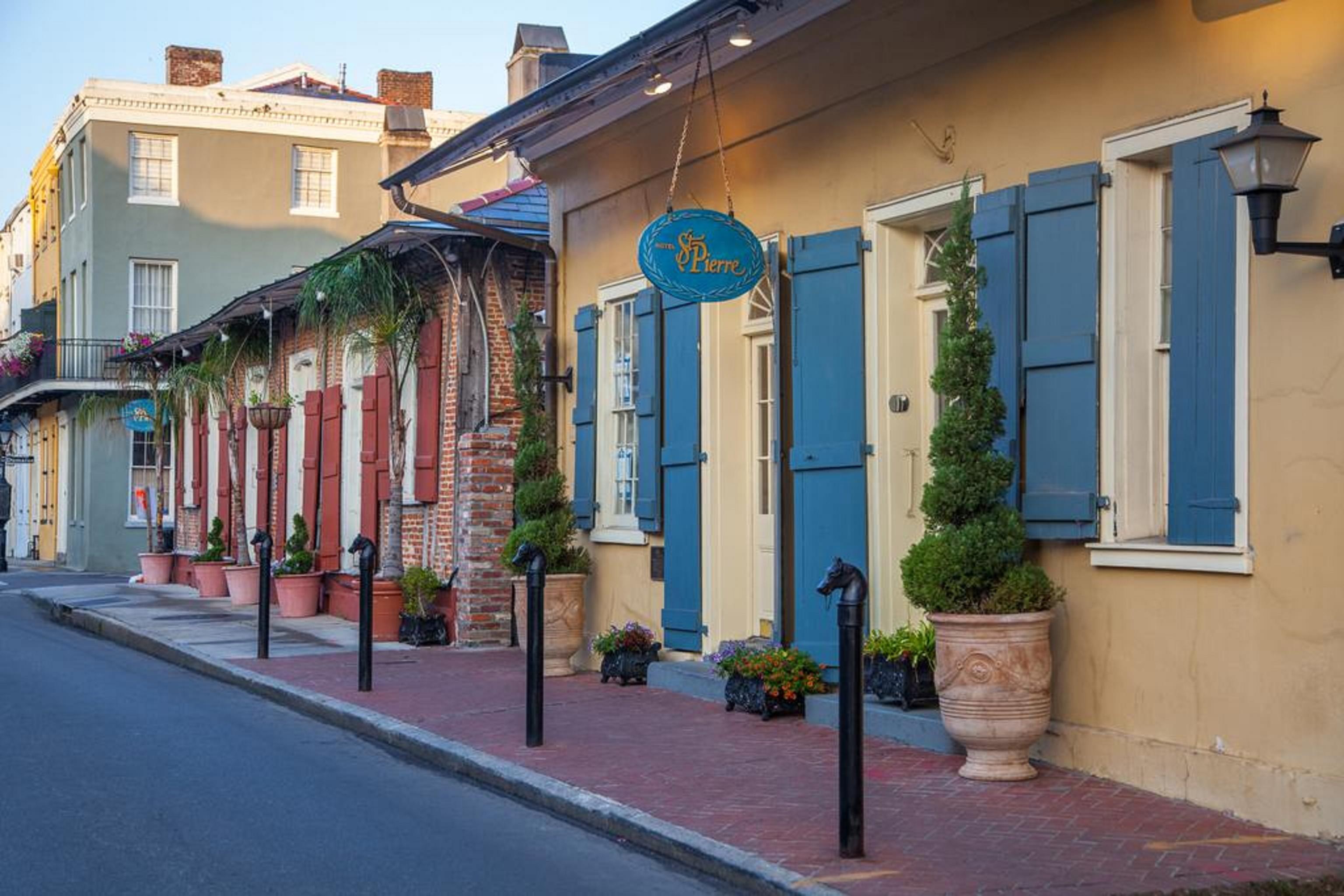 Hotel St. Pierre French Quarter Новый Орлеан Экстерьер фото