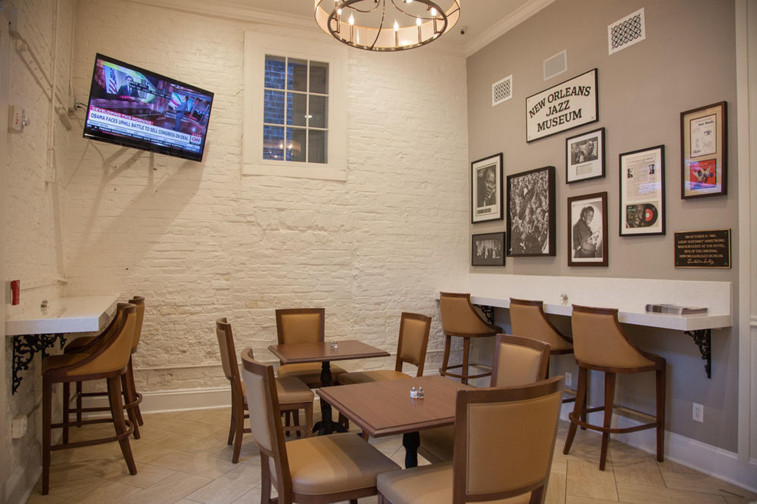 Hotel St. Pierre French Quarter Новый Орлеан Экстерьер фото