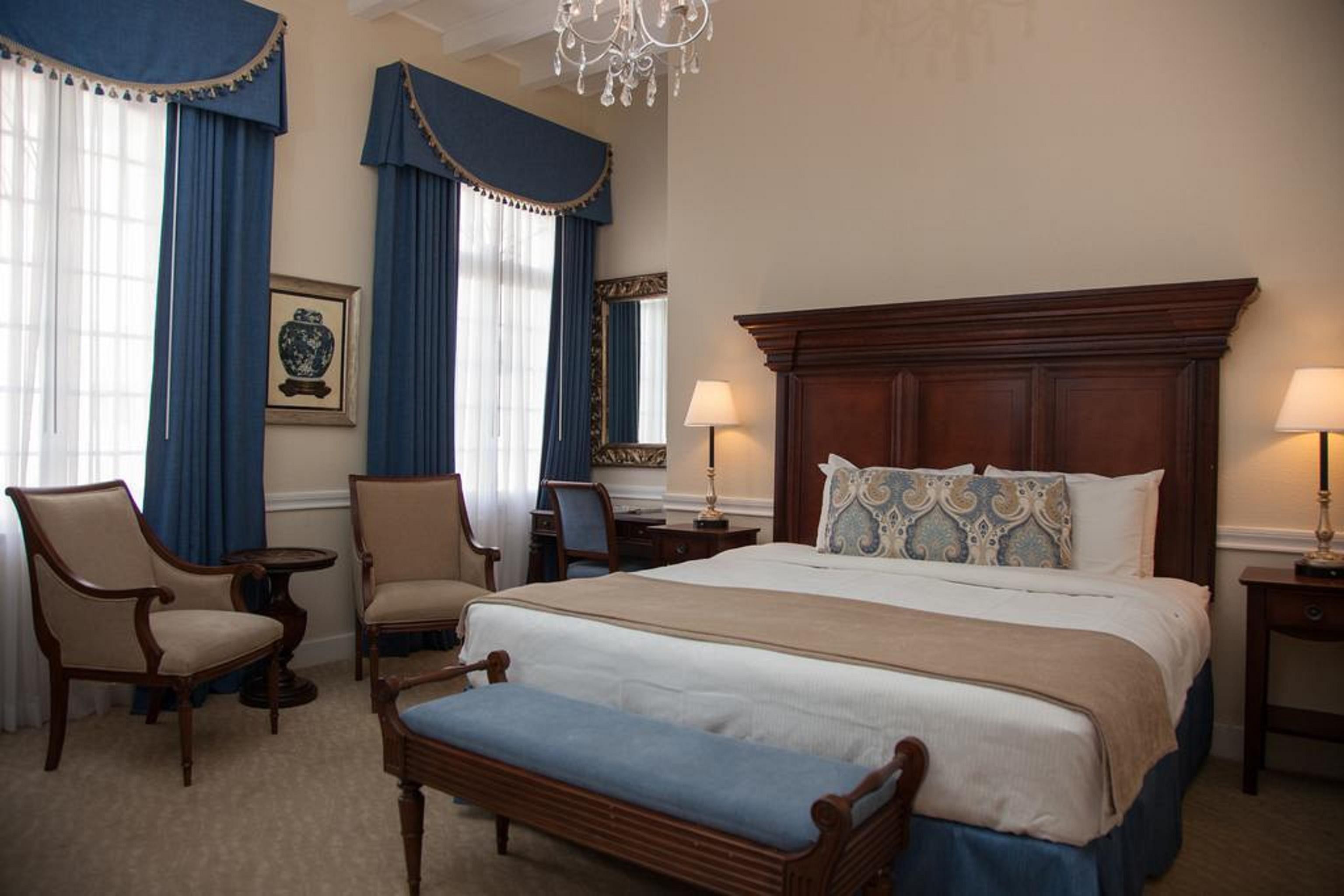 Hotel St. Pierre French Quarter Новый Орлеан Экстерьер фото