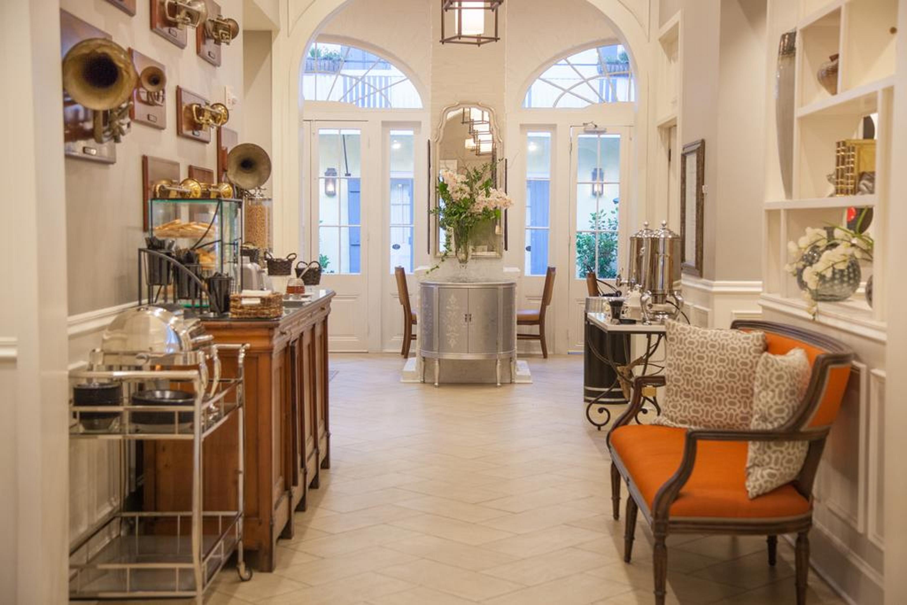 Hotel St. Pierre French Quarter Новый Орлеан Экстерьер фото