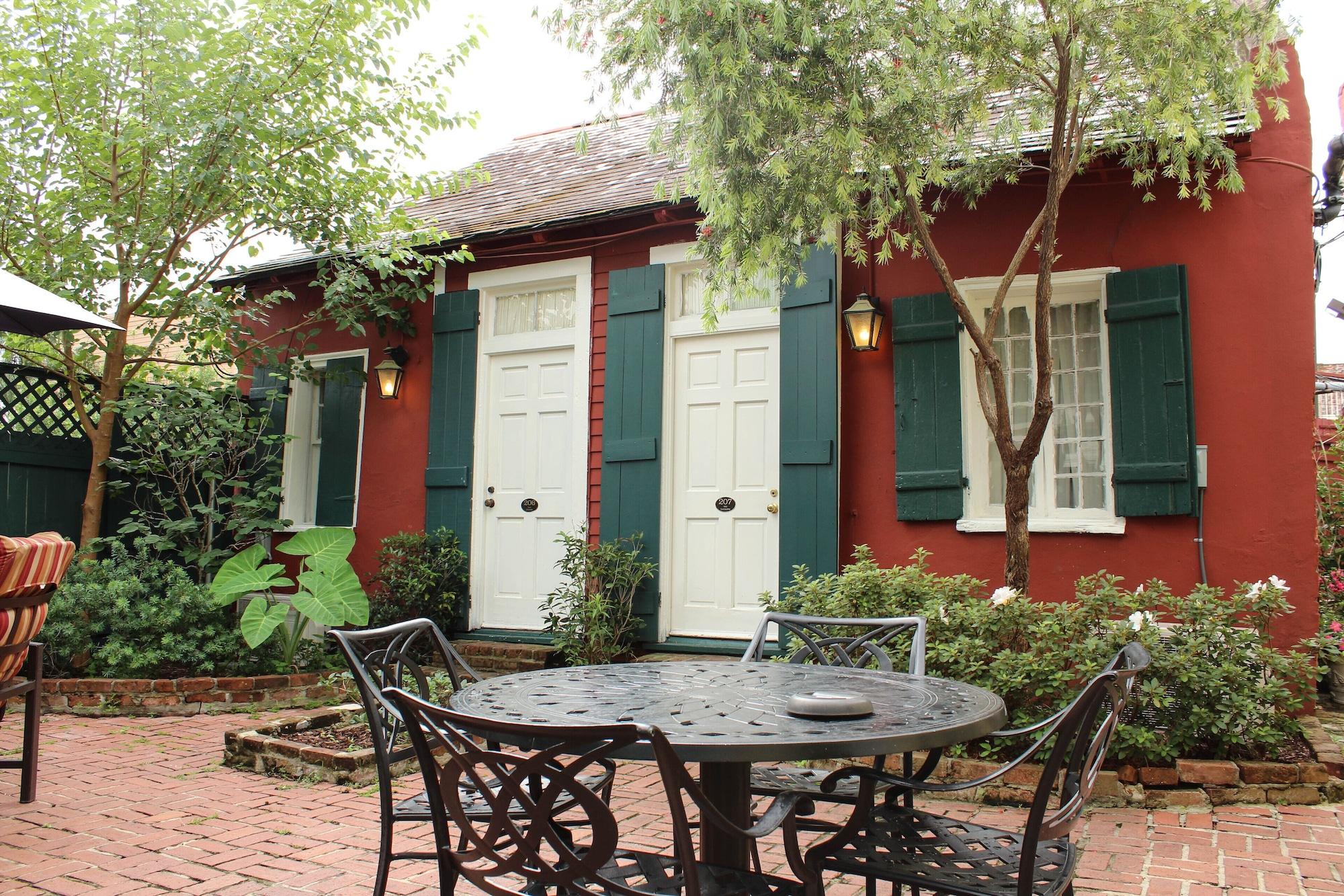Hotel St. Pierre French Quarter Новый Орлеан Экстерьер фото