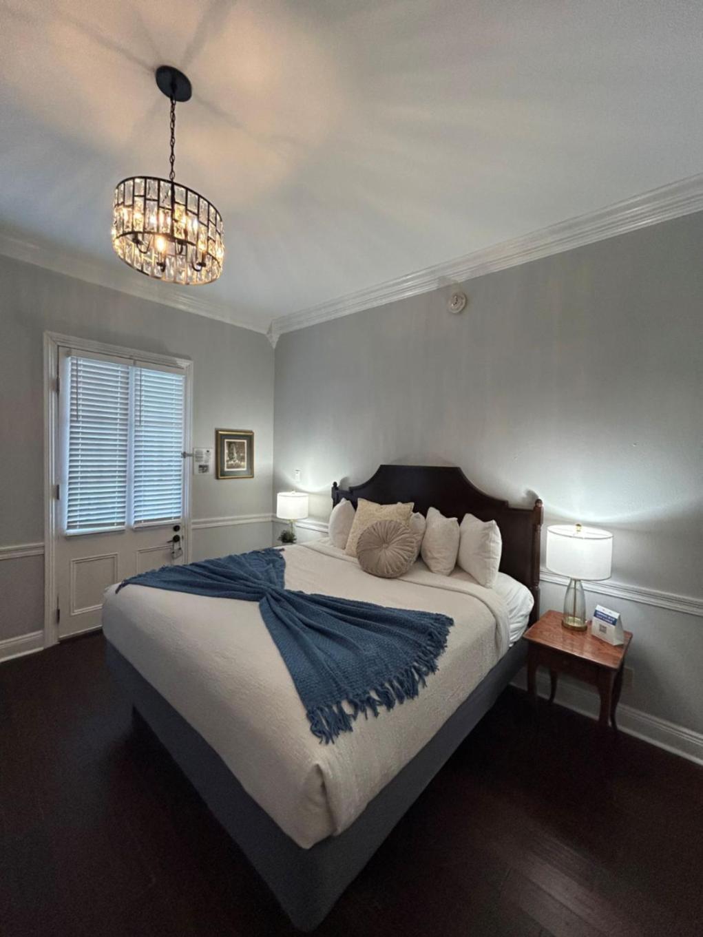 Hotel St. Pierre French Quarter Новый Орлеан Экстерьер фото