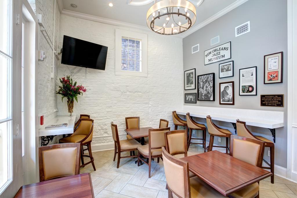 Hotel St. Pierre French Quarter Новый Орлеан Экстерьер фото