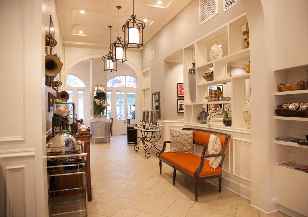 Hotel St. Pierre French Quarter Новый Орлеан Экстерьер фото